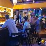 Mailala Hostel & Bar